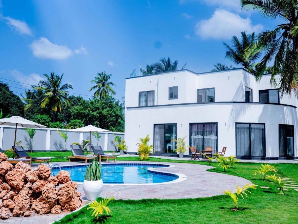 Homeland Bro Dar es Salaam Ngoại thất bức ảnh