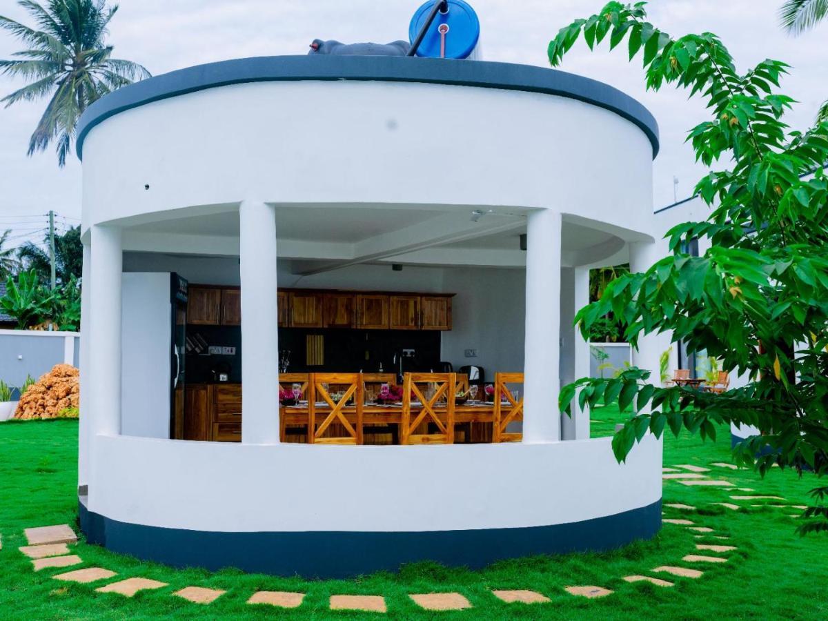 Homeland Bro Dar es Salaam Ngoại thất bức ảnh